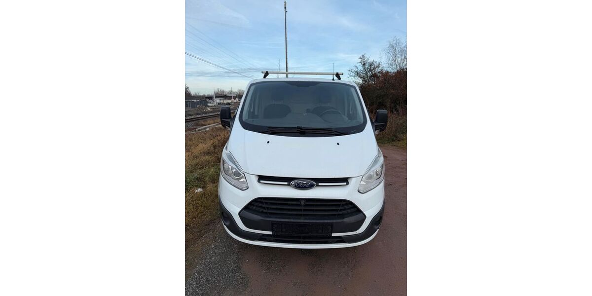 Ford Transit Custom 203.000 km 5.900 &euro; Braunschweig 38110