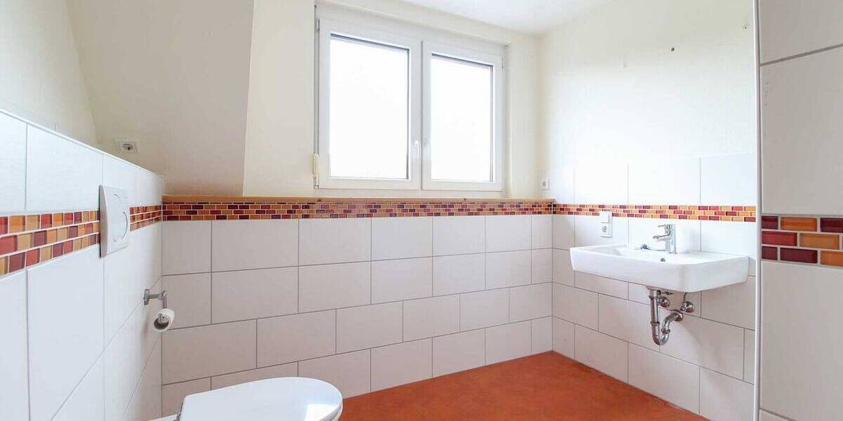 Einfamilienhaus Beverungen Dalhausen - 6 Zimmer, 134 m&sup2;, 130.000&euro; | Angebot:26259279
