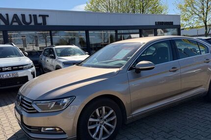 VW Passat 42.662 km 14.990 &euro; Elsterwerda 04910