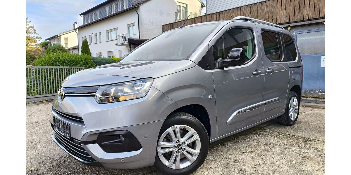 Toyota Proace City 18.370 km 26.900 &euro; Solingen 42657