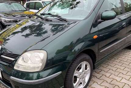 Nissan Almera 116.000 km 2.450 € Berlin 13407