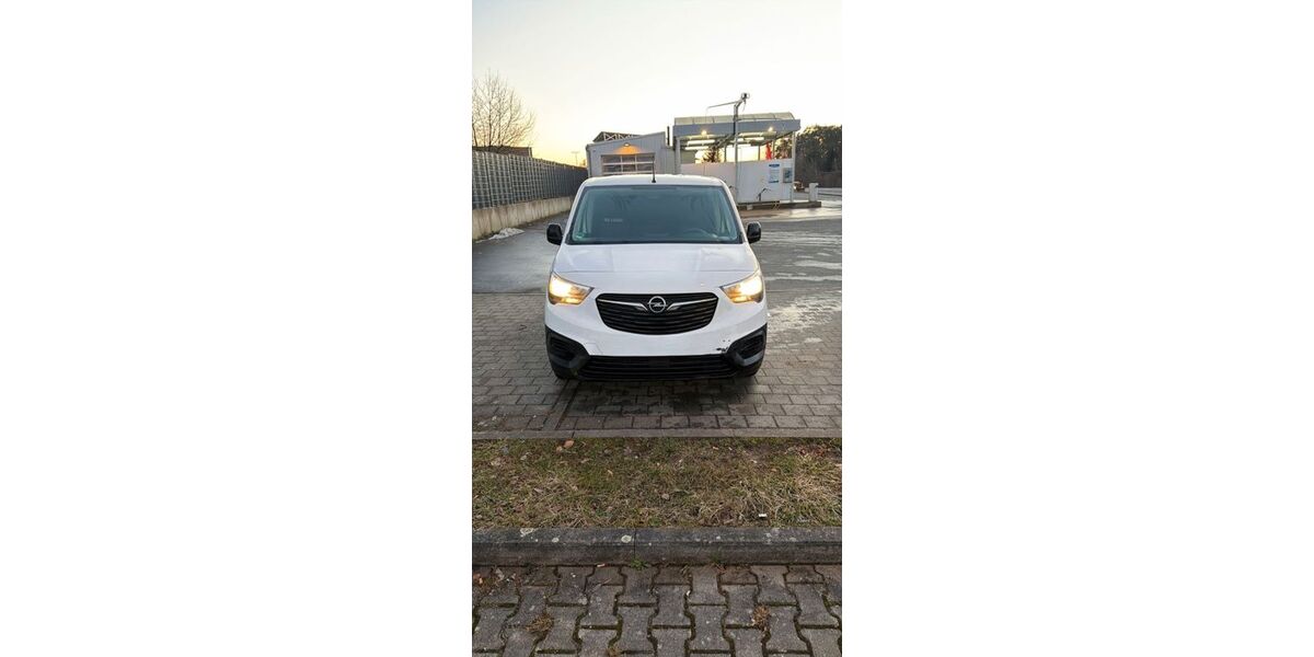Opel Combo 140.000 km 8.100 &euro; Heroldsberg 90562