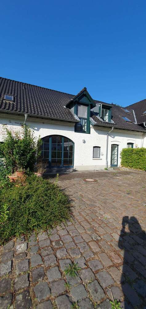 Haus zum Kaufen in Köln-Rodenkirchen 995.000 € 154 m²