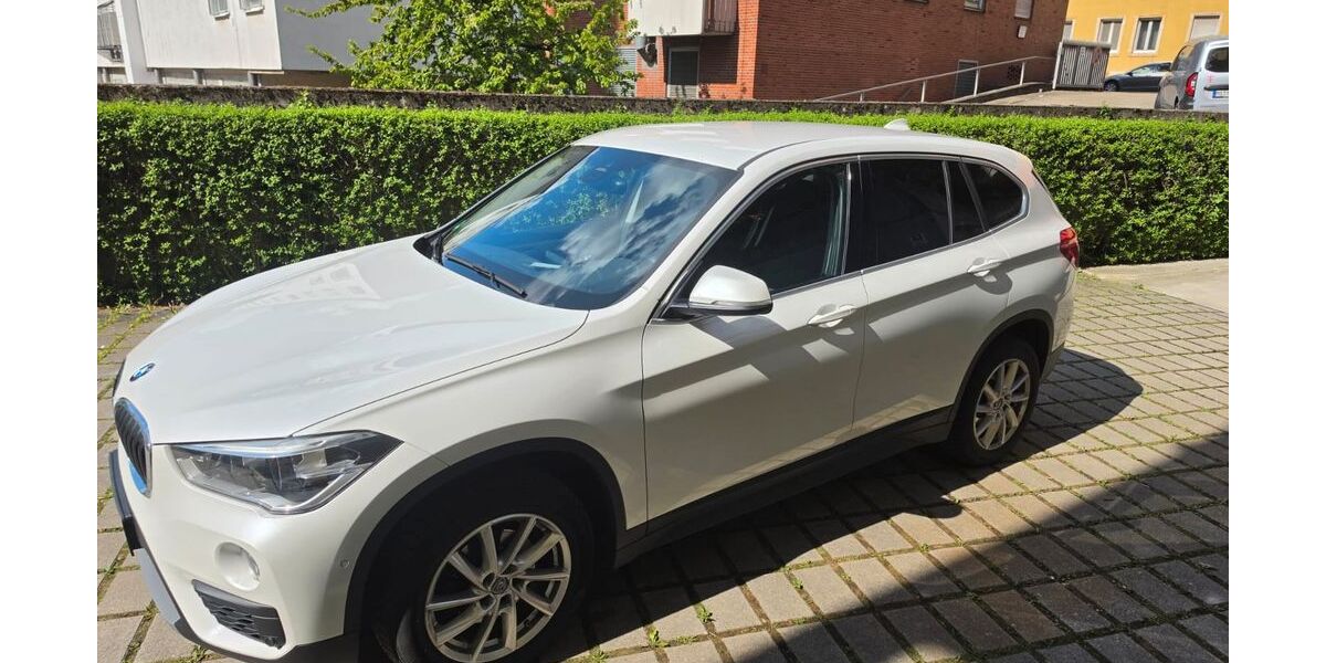 BMW X1 168.000 km 16.600 &euro; Stuttgart 70372