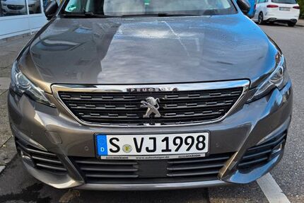 Peugeot 308 105.000 km 10.300 &euro; Stuttgart 70376