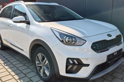 Kia Niro 198.000 km 11.800 &euro; Puchheim (nähe München) 82178