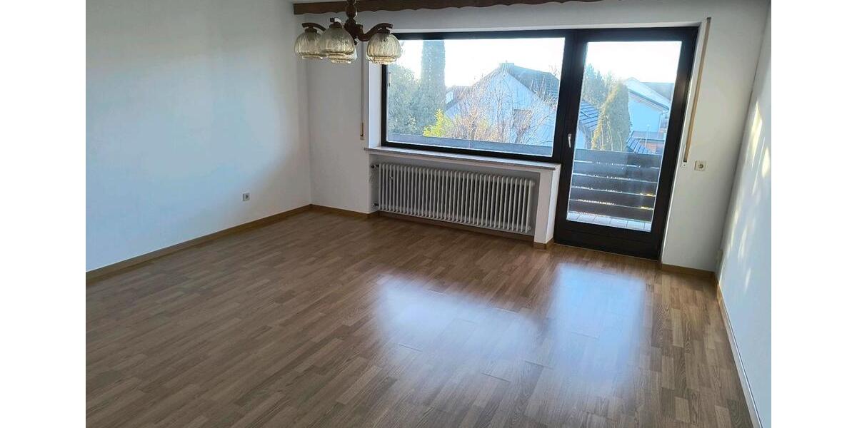Doppelhaushälfte Straubing - 5 Zimmer, 160 m&sup2;, 1.350&euro; | Angebot:26163412
