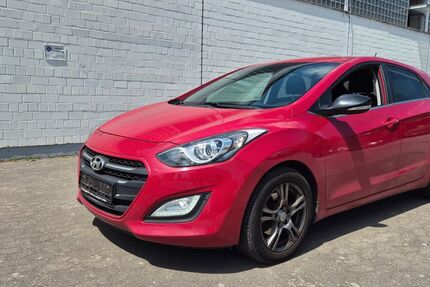 Hyundai i30 206.000 km 4.999 &euro; Kelkheim ( Taunus ) 65779