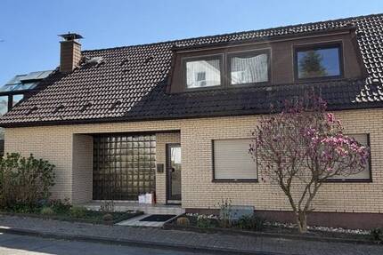 Haus Odenthal Osenau - 8 Zimmer, 246 m&sup2;, 452.200&euro; | Angebot:26694175