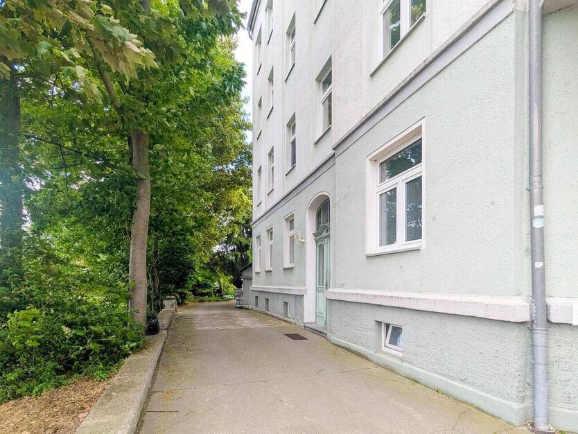 Voll vermietetes MFH in bester Lage! | Stellplätze und Balkone!