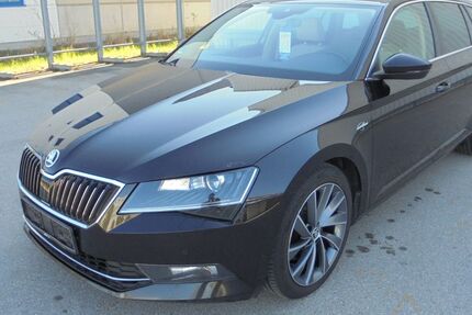 Skoda Superb 278.000 km 10.990 &euro; Gersthofen bei Augsburg 86368