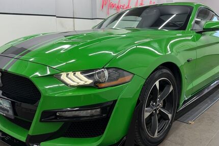 Ford Mustang 82.548 km 27.880 &euro; München 81243