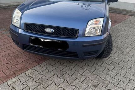 Ford Fusion 126.000 km 1.550 &euro; Frankfurt am Main 65934
