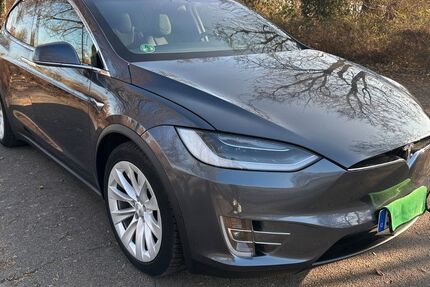 Tesla Model X 119.000 km 45.900 &euro; Stuttgart 70435