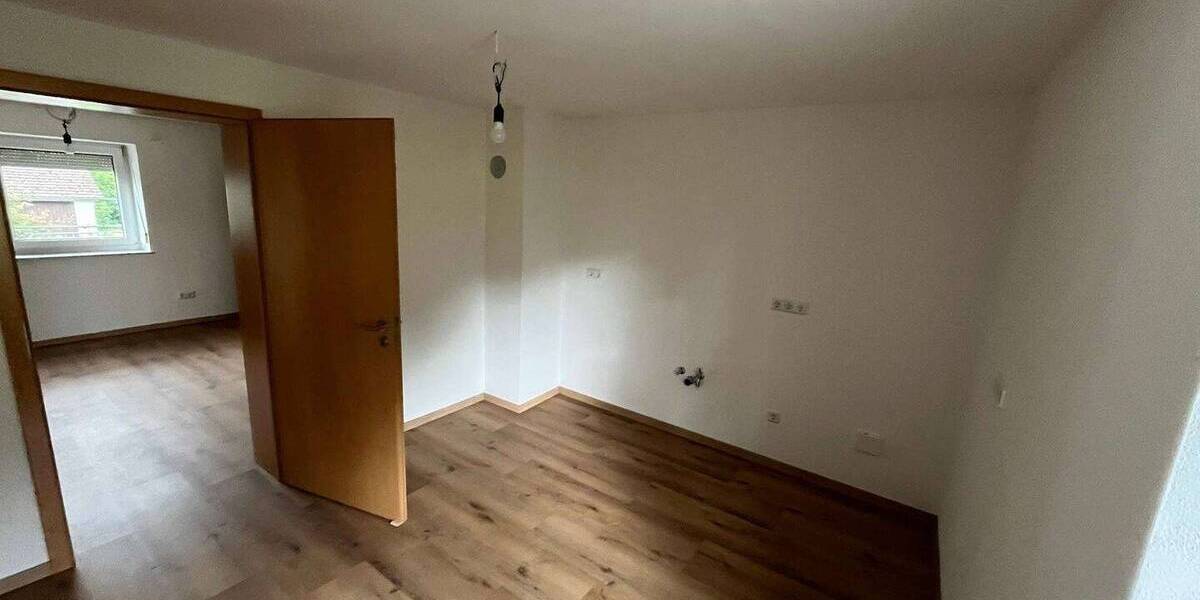 Etagenwohnung Viechtach - 4 Zimmer, 120 m&sup2;, 750&euro; | Angebot:26908959