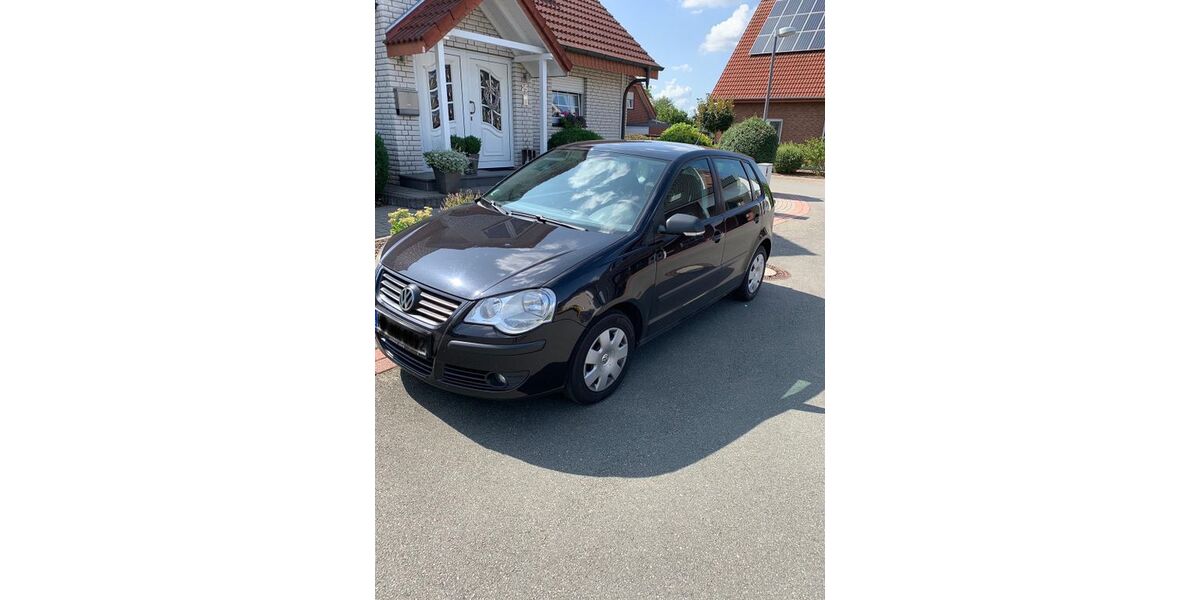 VW Polo 216.000 km 1.850 &euro; Bünde 32257
