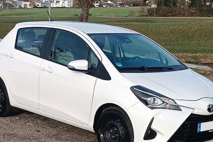 Toyota Yaris 85.400 km 9.200 &euro; Denzlingen 79211