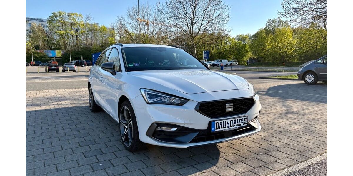 Seat Leon 48.473 km 21.490 &euro; München 80937