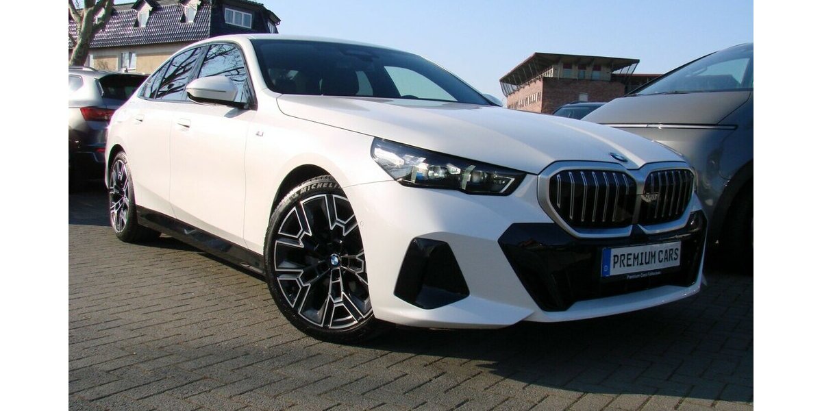 BMW 520 520d M Sport Pro Xdrive ACC 360º H&K ACC HUD 24.408 km 54.980 &euro; Falkensee 14612