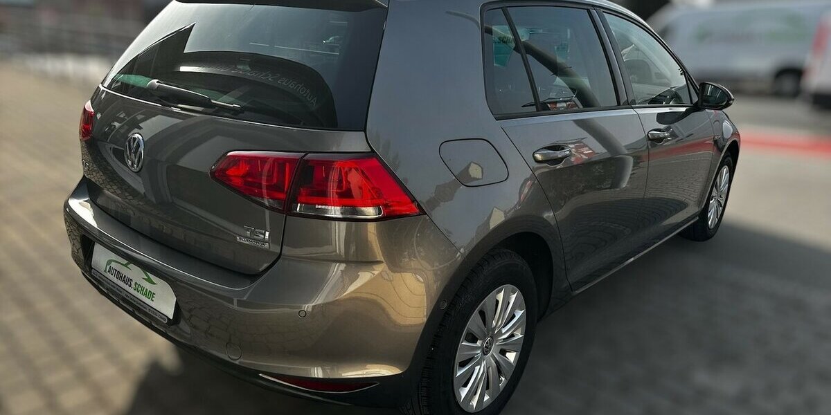 VW Golf Cup BMT 132.500 km 8.995 &euro; Meißen 01662