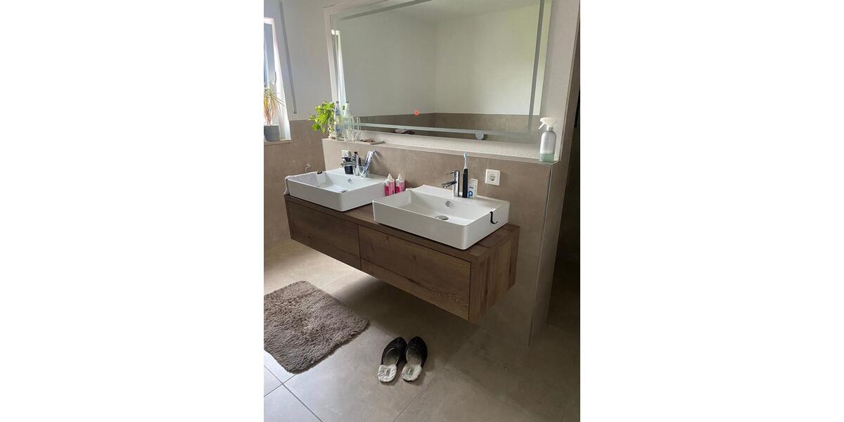 Doppelhaushälfte Denkendorf - 6 Zimmer, 120 m&sup2;, 1.650&euro; | Angebot:26331660