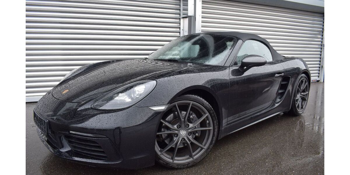 Porsche Boxster 49.900 km 58.900 € Böblingen 71034