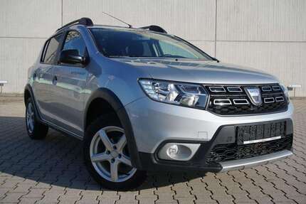 Dacia Sandero 97.497 km 8.950 &euro; Parkstetten 94365