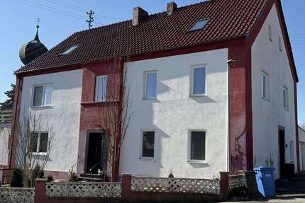 Haus Kelheim - 9 Zimmer, 245 m&sup2;, 390.000&euro; | Angebot:25628091