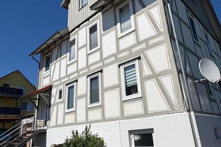 Haus Fuldatal - 7 Zimmer, 200 m&sup2;, 410.000&euro; | Angebot:26855758