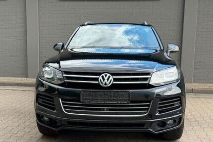 VW Touareg 232.123 km 12.999 &euro; Berlin 12524