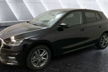 Skoda Fabia 9.990 km 26.990 &euro; Schönefeld 12529