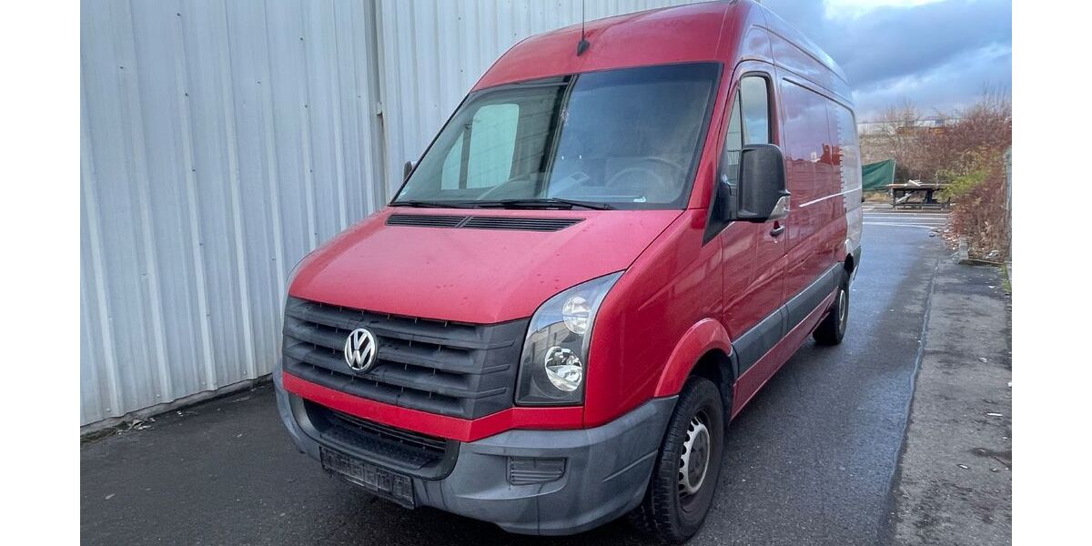 VW Crafter 98.000 km 11.990 € Böblingen 71034