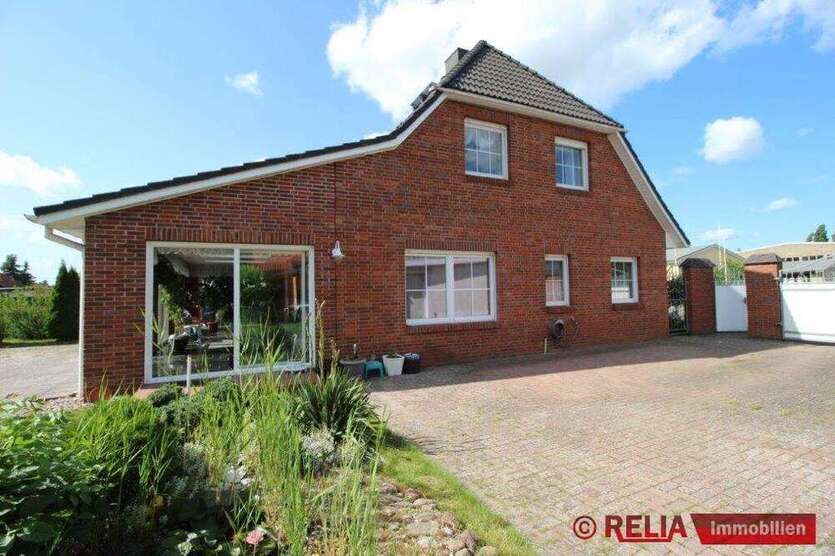 Haus zum Kaufen in Güstrow 410.000 € 150 m²