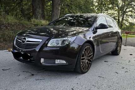 Opel Insignia 175.000 km 7.250 &euro; Paderborn 33104