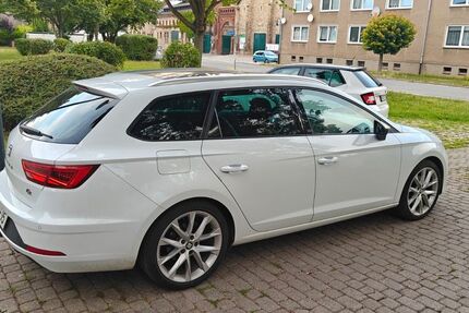 Seat Leon 82.000 km 14.500 &euro; Hadmersleben 39387