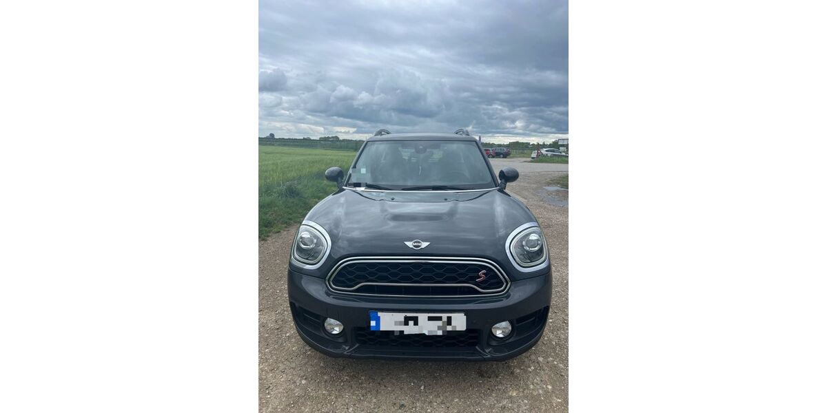 Mini Countryman S (Cooper) 67.000 km 17.800 &euro; Neubiberg 85579