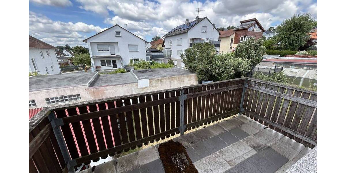 Etagenwohnung Enkenbach-Alsenborn Alsenborn - 6 Zimmer, 143 m&sup2;, 249.000&euro; | Angebot:25684603