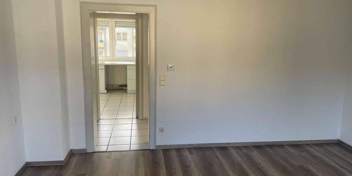 Etagenwohnung Landau - 3 Zimmer, 62 m&sup2;, 185.000&euro; | Angebot:25720704