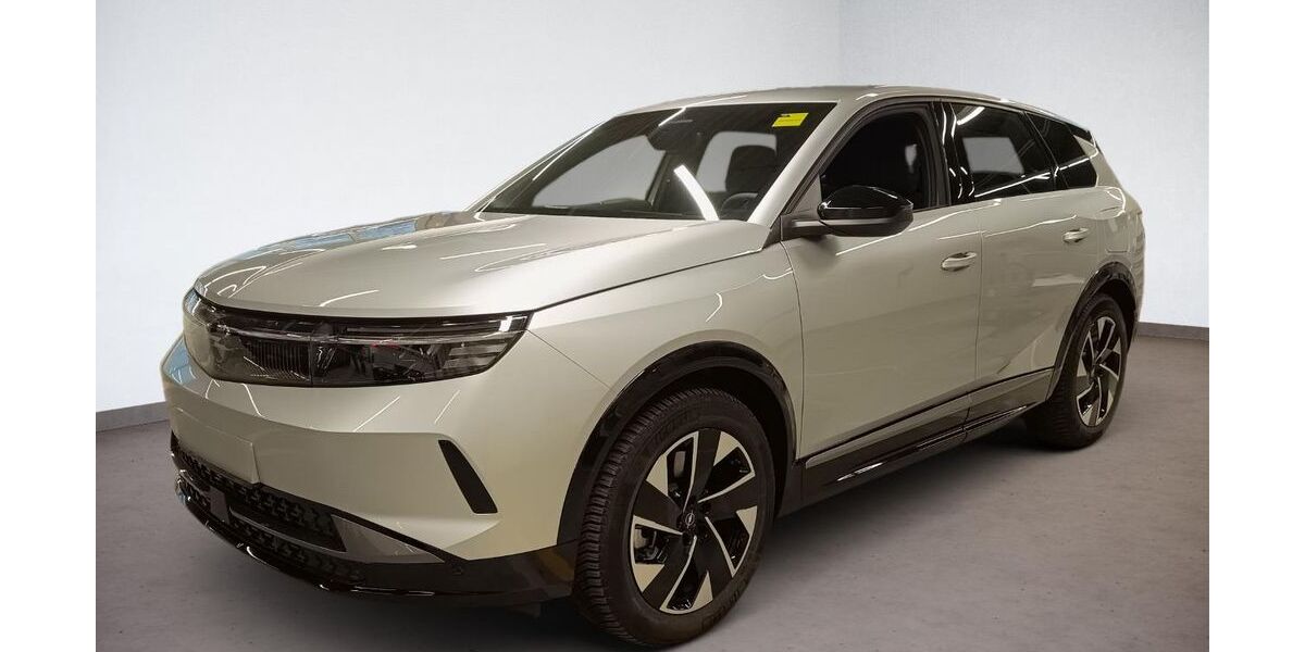 Opel Grandland (X) 5.400 km 35.550 &euro; Rüsselsheim 65428