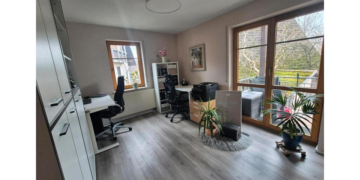 Etagenwohnung Rottenburg am Neckar - 4.5 Zimmer, 116 m&sup2;, 409.000&euro; | Angebot:26975459