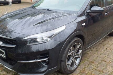 Kia XCeed 87.774 km 16.300 € Düren 52349