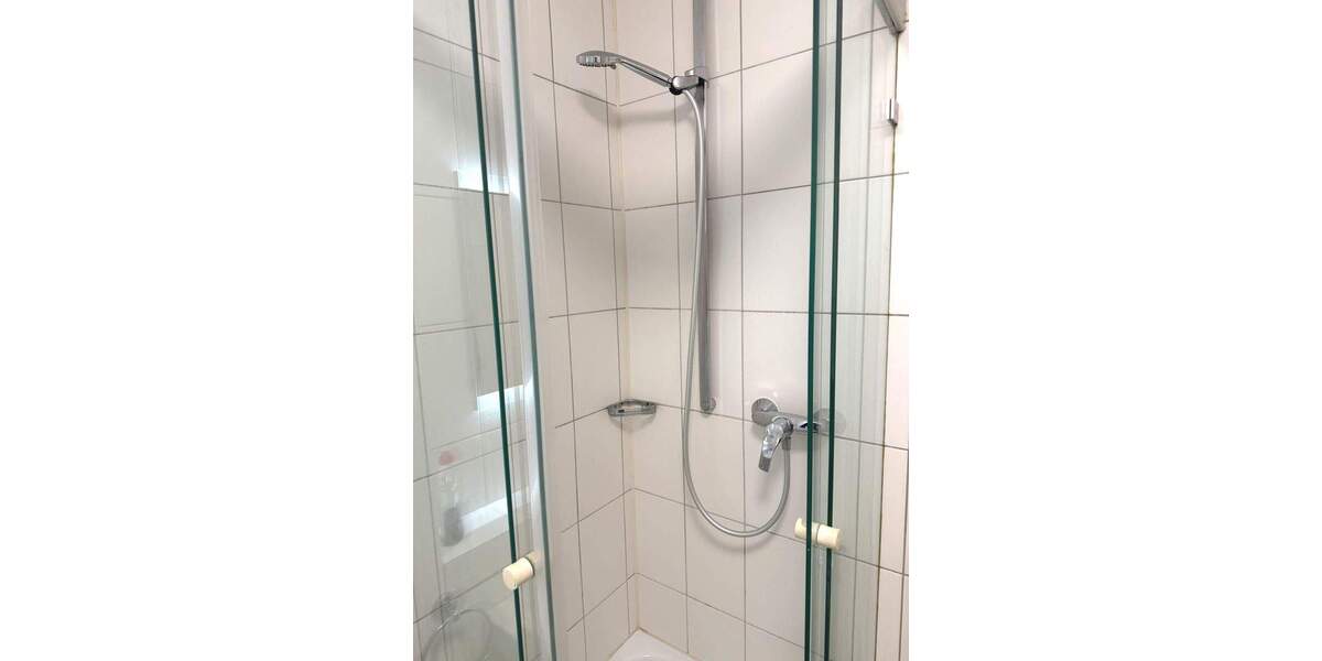 Etagenwohnung Düsseldorf Düsseltal - 2 Zimmer, 74 m&sup2;, 875&euro; | Angebot:25999587