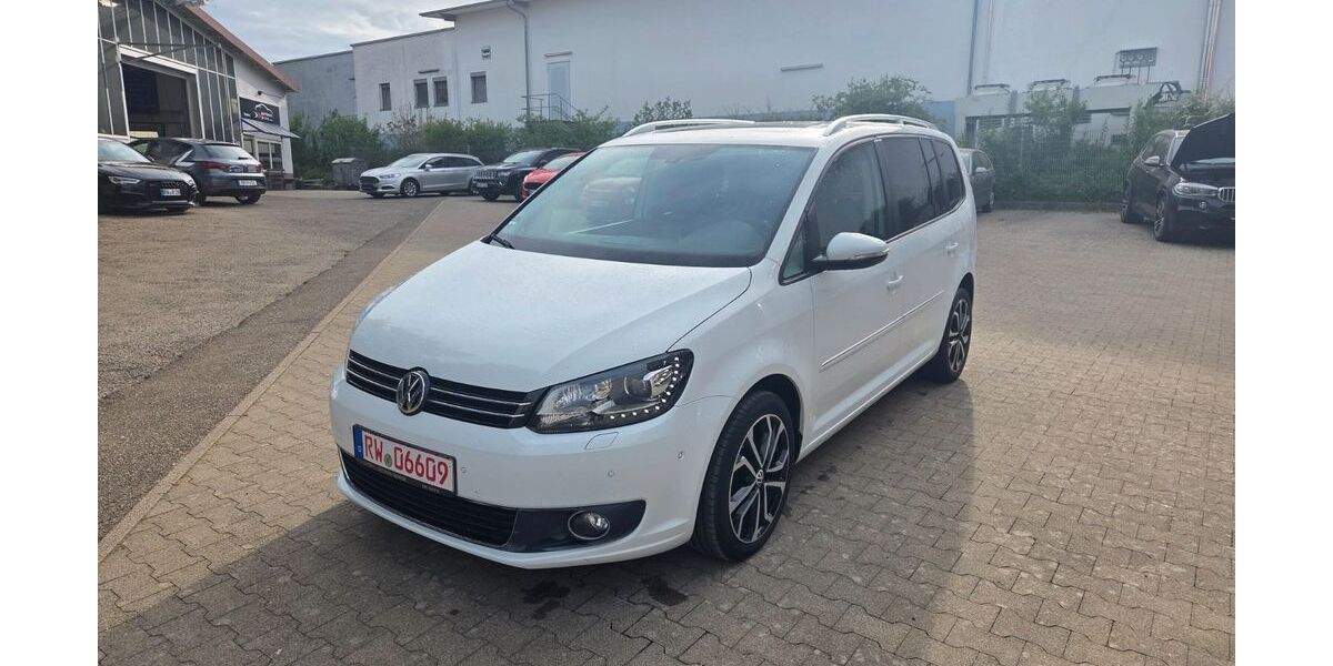 VW Touran 221.000 km 9.500 &euro; Schramberg 78713