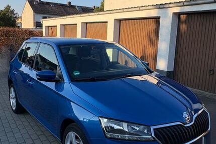 Skoda Fabia 65.120 km 9.750 &euro; Ingelheim 55218