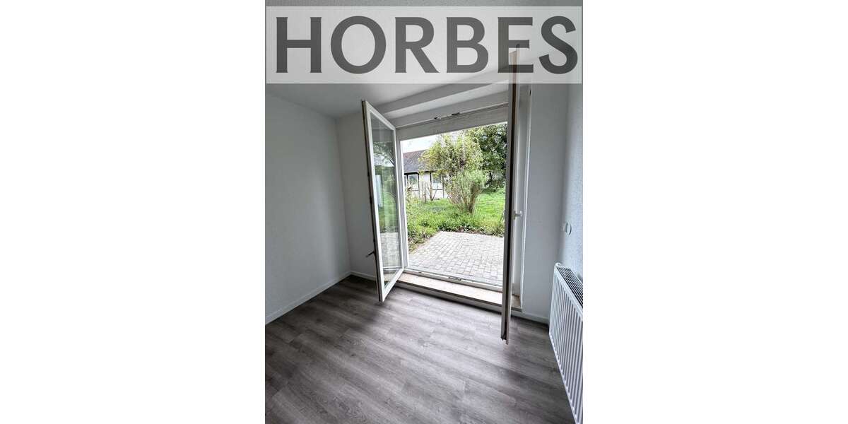 Etagenwohnung Meerane Crotenlaide - 2 Zimmer, 75 m&sup2;, 600&euro; | Angebot:26251603