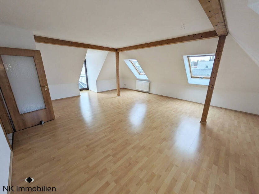 ++ neues Zuhause im Herzen der Stadt - wunderschöne 3-Raum Wohnung - mit tollem Balkon ++