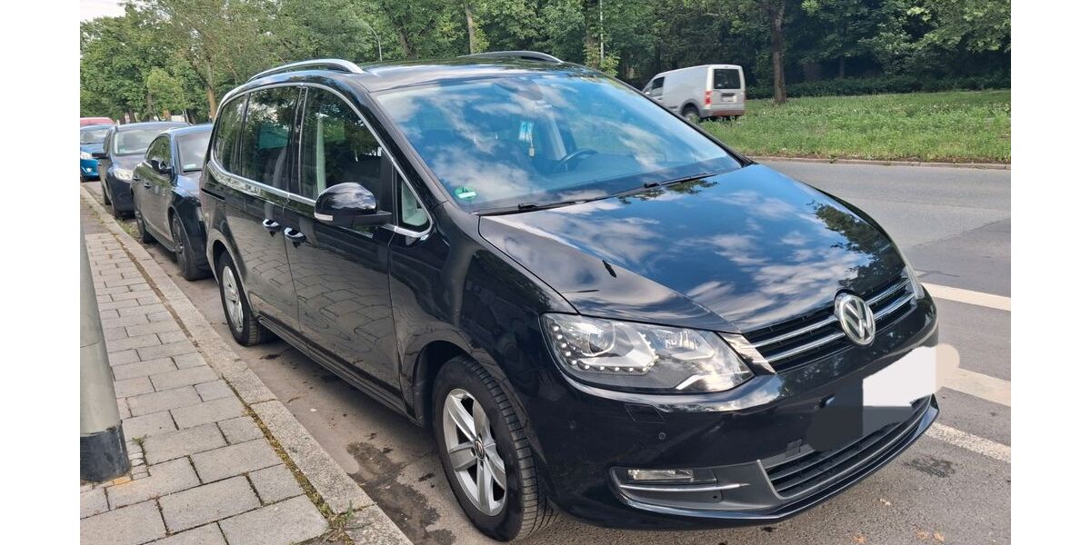 VW Sharan 177.116 km 16.400 &euro; Offenbach am Main 63075