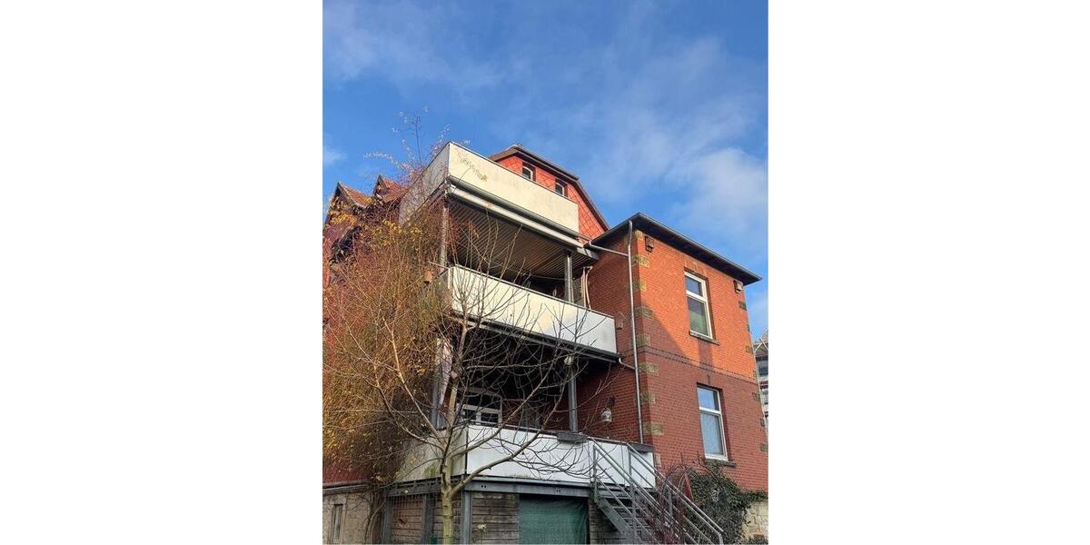 Helle und geräumige Wohnung mit Dachterrasse und Gartennutzung 4 zimmer