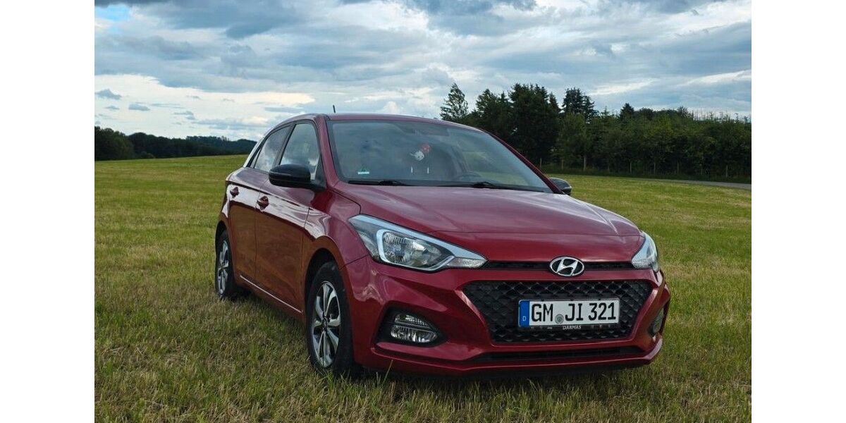 Hyundai i20 69.000 km 9.850 &euro; Lindlar 51789