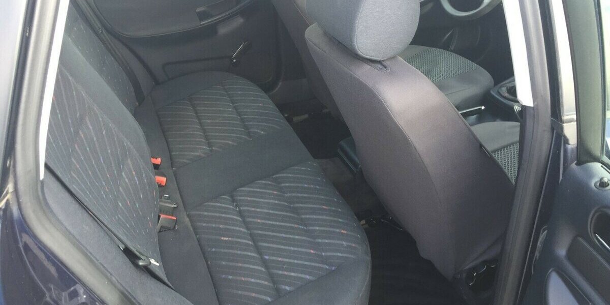 Audi A4 1.8,Klima,Alu,! 260.000 km 500 &euro; Himmelkron 95502